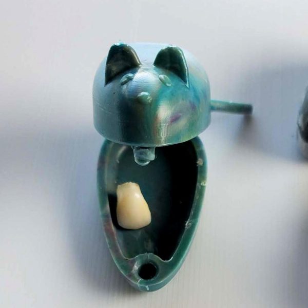 Boite-à-souris_-recyclé,-dent-plastique